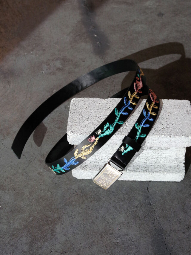 SHINYAKOZUKA "PICTURESQUE OJISAN BELT WITH EMBROIDERY"