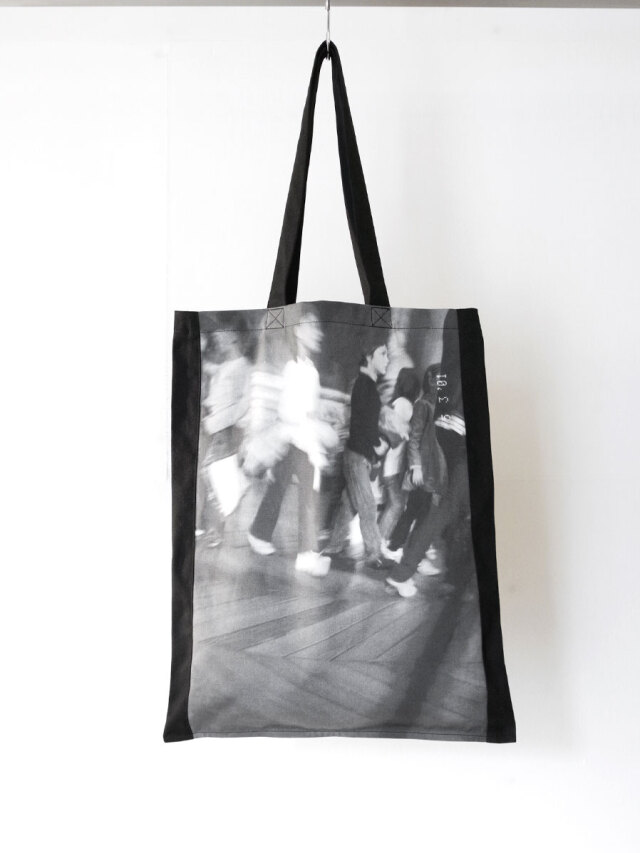 soe ""MUSEUM SERIES" Printed Tote Bag Photograph by KENTO MORI"