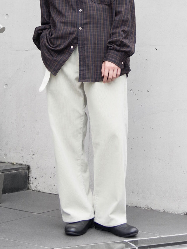 YOKO SAKAMOTO "BELTED TROUSERS" - IVORY
