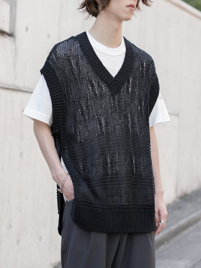 th products "LINEN FISHERMAN VEST" - BLACK