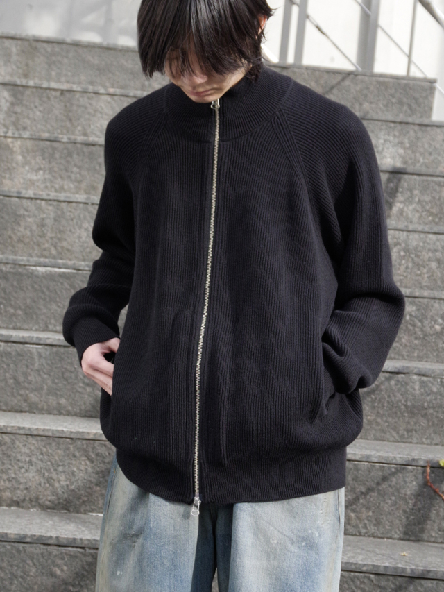 YOKO SAKAMOTO "DRIVERS KNIT" - BLACK