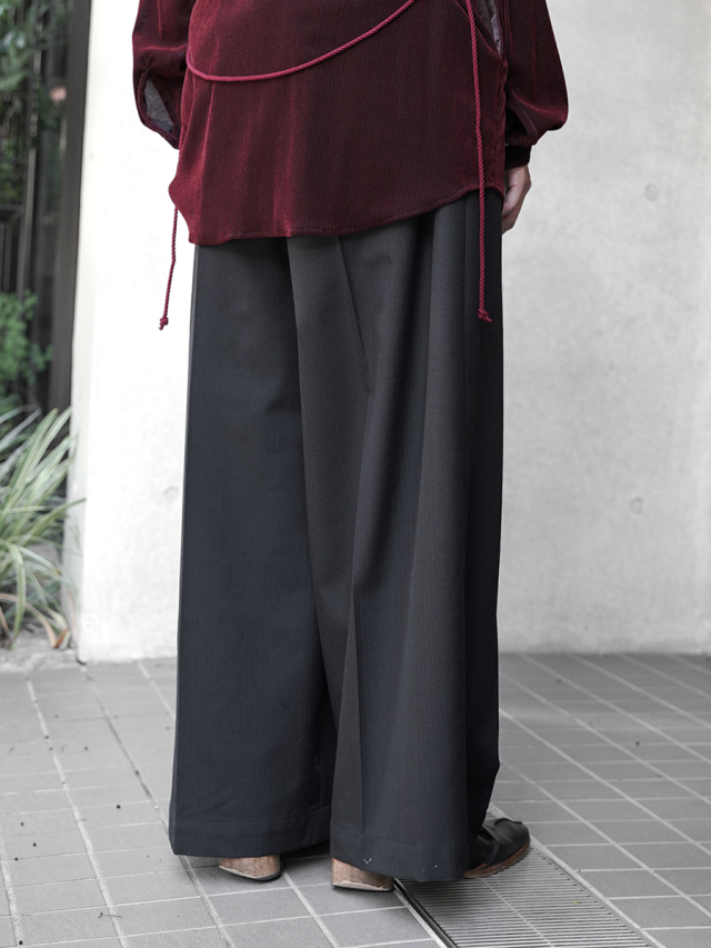YOKO SAKAMOTO CLASSIC BAGGY TROUSERSnavy