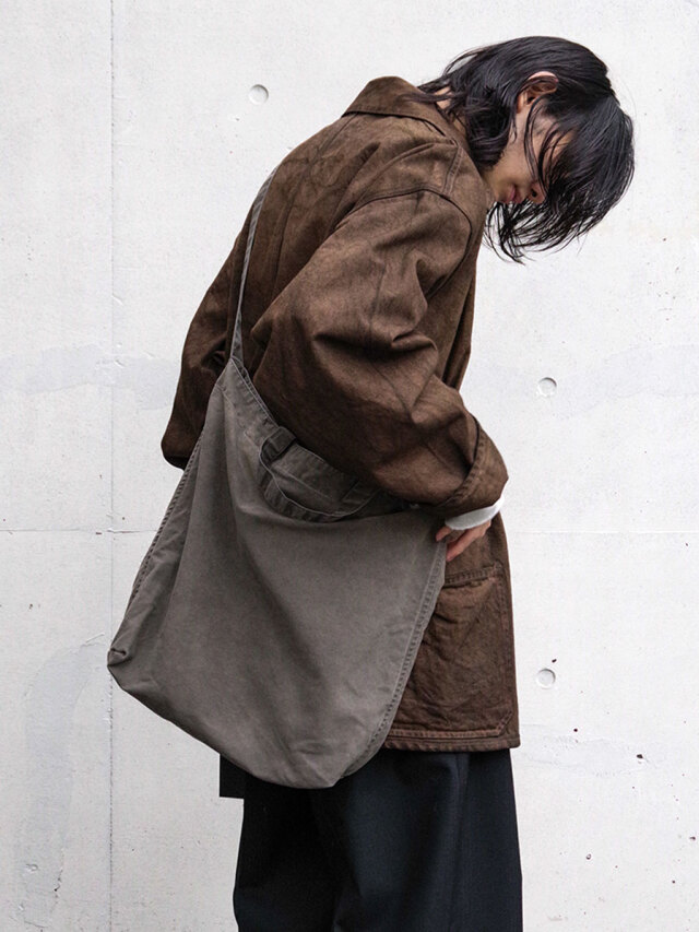 YOKO SAKAMOTO "RESEARCHER BAG - LARGE" - KAKISHIBU