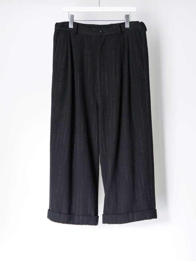 YOKO SAKAMOTO "DOUBLE PLEATED CROPPED TROUSERS" - STRIPE