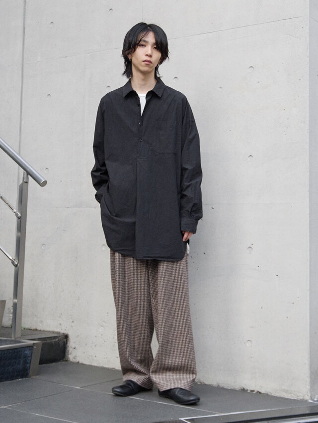 yoko sakamoto オーバーサイズシャツ YOKO SAKAMOTO | レギュラーカラーシャツ - CHANTILLY-2F
