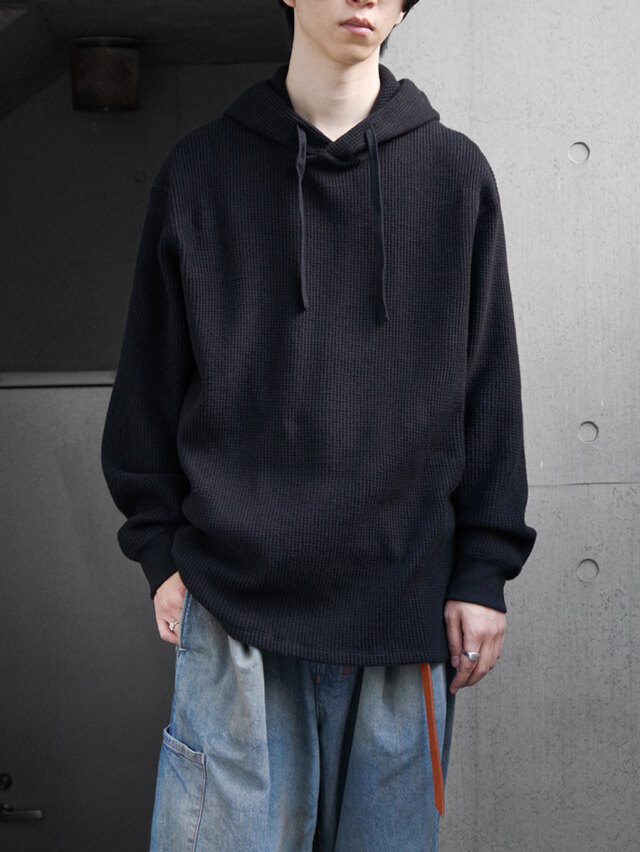 YOKO SAKAMOTO "HOODIE" - BLACK
