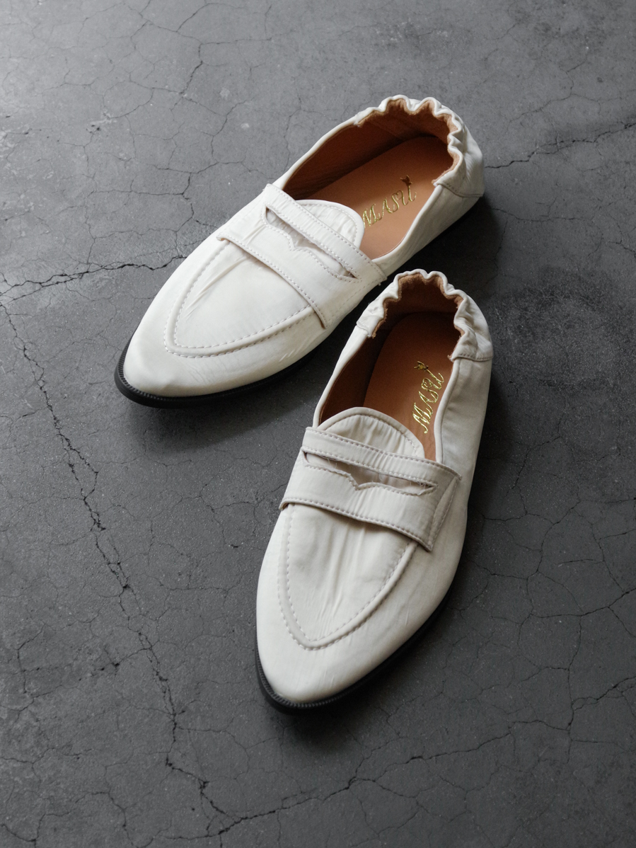 MASU "SILK SATIN SLIP-ON SHOE" - MILK