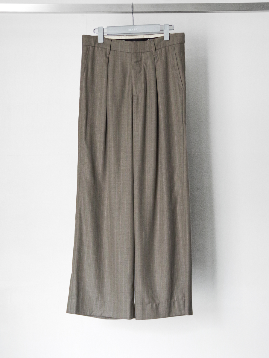 MASU "INVERTED PLEATS WIDE TROUSERS" - OLIVE GRAY