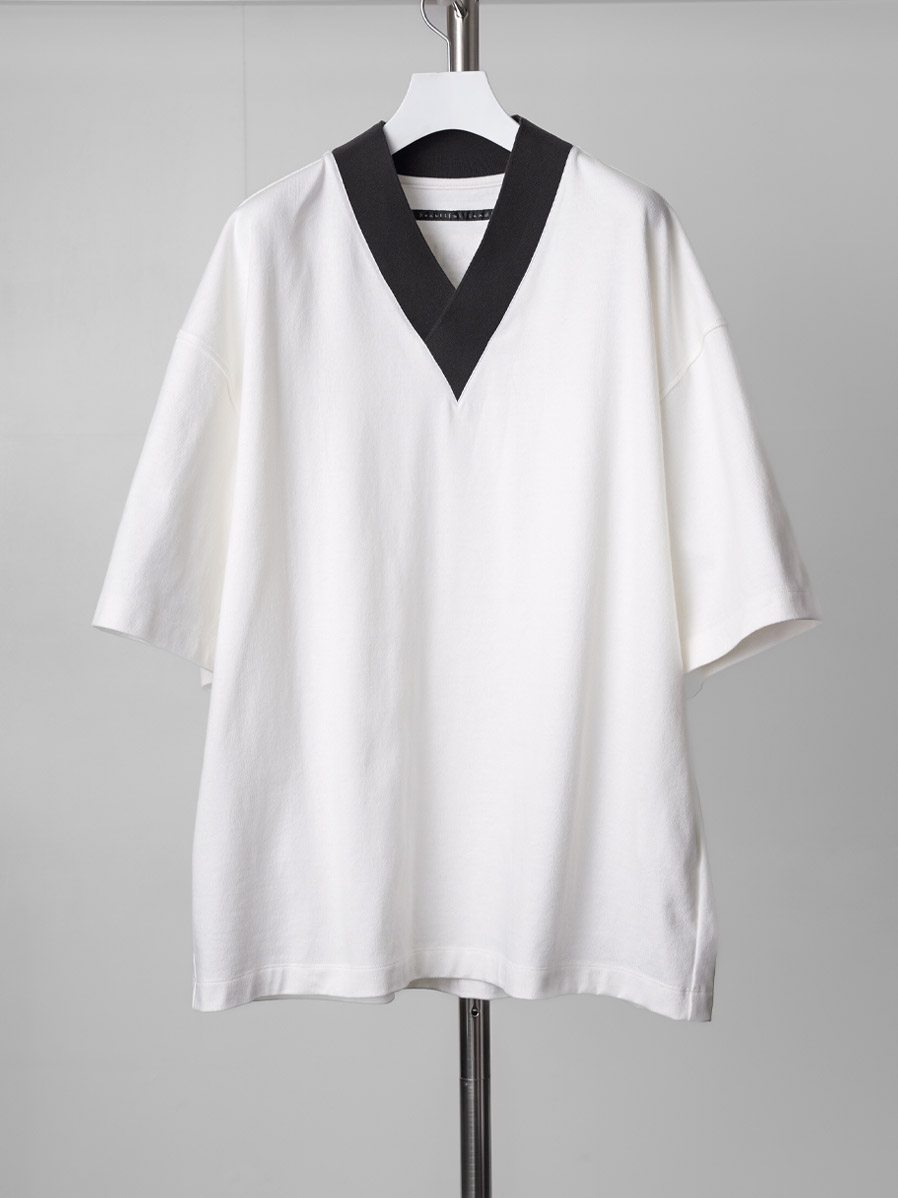my beautiful landlet "V-NECK TEE" - WHITE×CHARCOAL