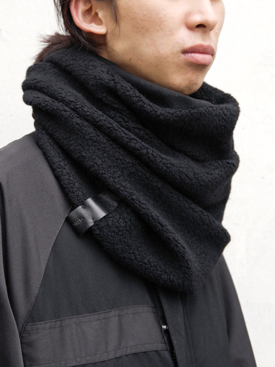 PATRICK STEPHAN "JERSEY SCARF 'FUJI'" #222ASF02 - BOA BLACK