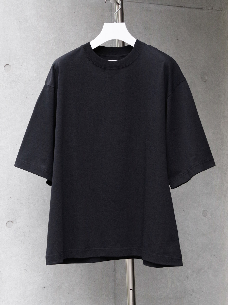 STUDIO NICHOLSON "BETA - T-SHIRT" - BLACK