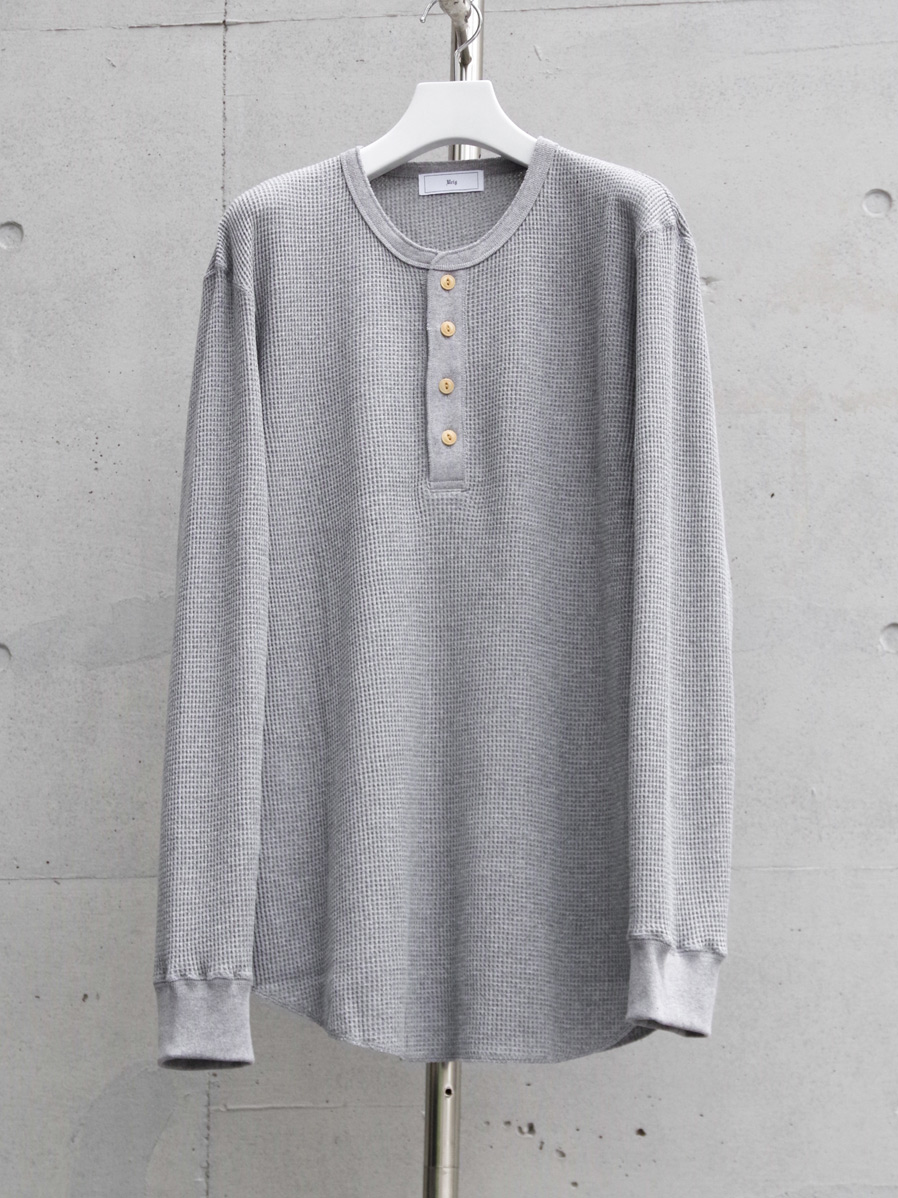 g*1様 サスクワッチファブリックスCURLED UP DRAGON トラックジ g*1様 サスクワッチファブリックスCURLED UP DRAGON トラックジ - メルカリ