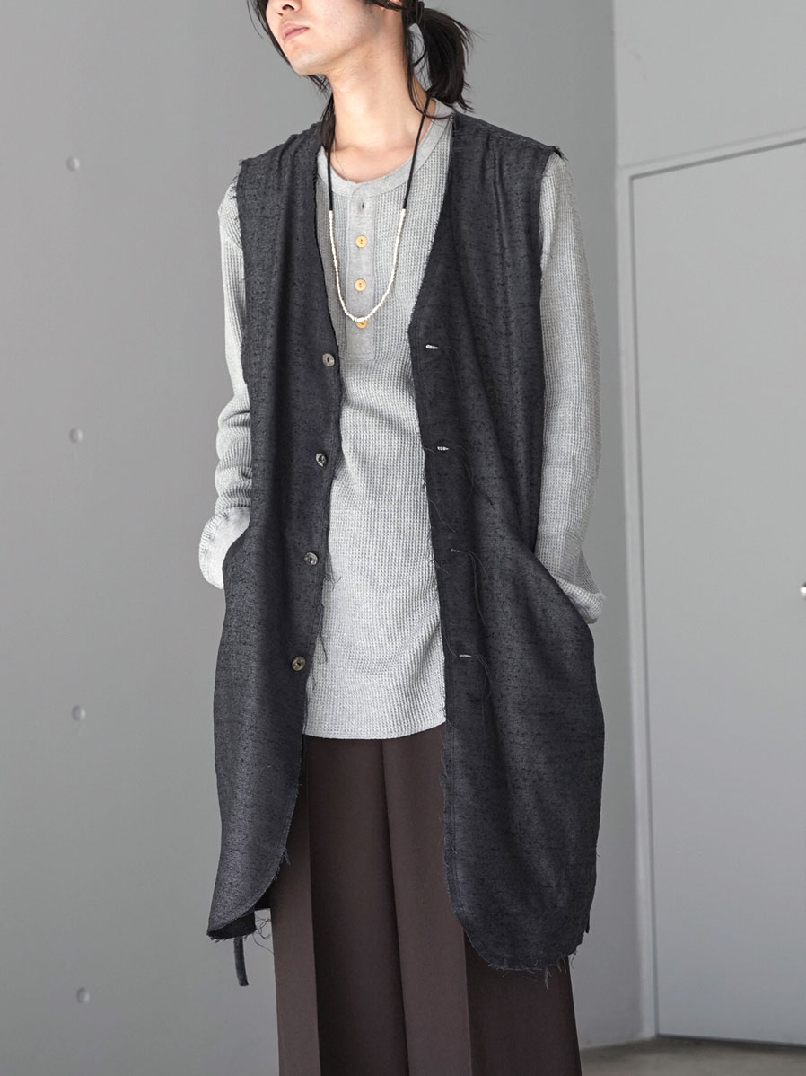 Urig "R.NEP SCHADEN LONG VEST"