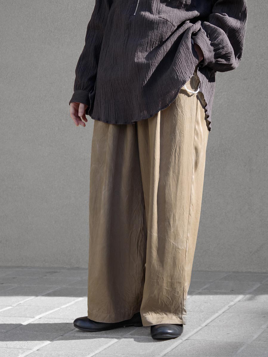 VOAAOV "PIGMENT CUPRO Tuck Wide Pants" - CAMEL
