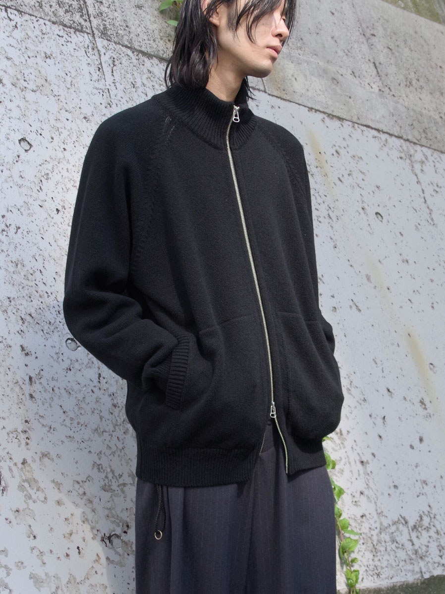 YOKO SAKAMOTO "DRIVERS KNIT" - BLACK