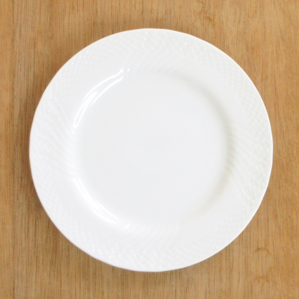 取り皿 おしゃれ 17cm 陶器 パン皿 リム 皿 北欧風 インスタ映え 白 四季彩陶器 美濃焼 業務用 リヴァージュ 15300007