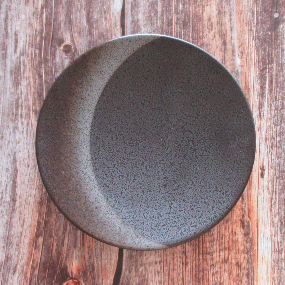 パスタ皿 カレー皿 和食器 モダン 23cm おしゃれ 丸皿 陶器 黒 四季彩陶器 美濃焼 業務用 朧月 18134004