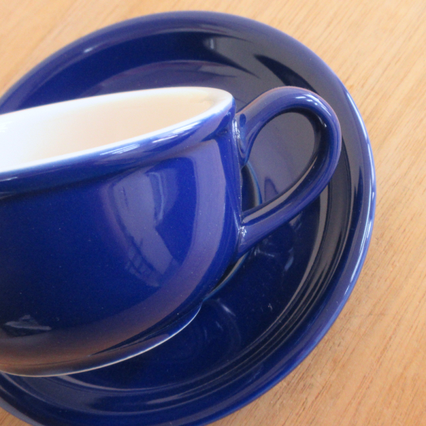 ティーカップソーサー おしゃれ サファイア 四季彩陶器 美濃焼 業務用