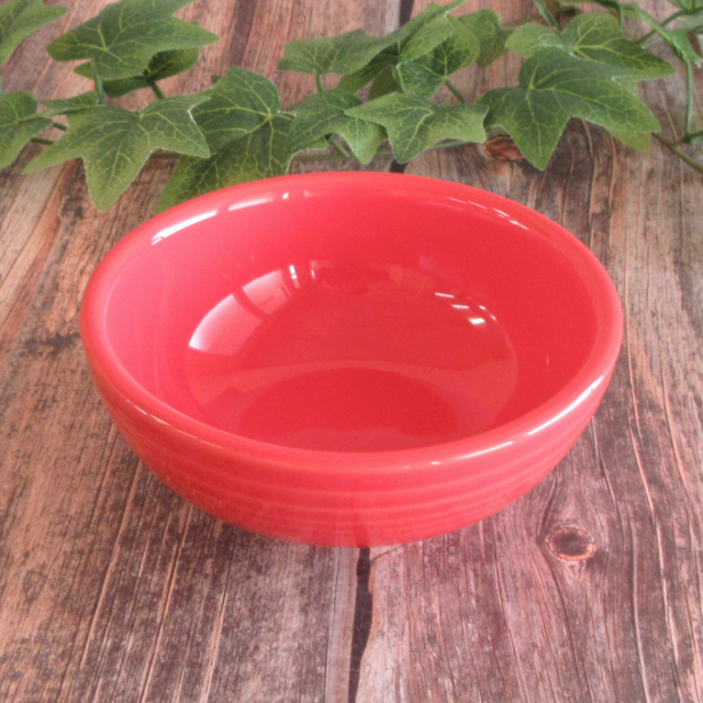 デザート ボウル 小鉢 10cm おしゃれ 陶器 フルーツボウル カフェ食器 四季彩陶器 美濃焼 業務用 オービット レッド 12640027