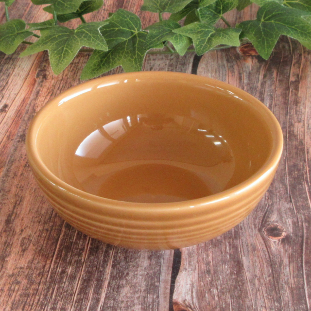 ボウル 小鉢 食器 おしゃれ 陶器 10cm 洋食器 インスタ映え かわいい 四季彩陶器 美濃焼 業務用 オービット メローアンバー 12660027