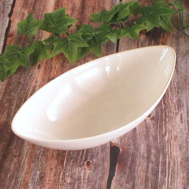 リーフボウル ベーカー 食器 おしゃれ 陶器 27cm 洋食器 インスタ映え かわいい 四季彩陶器 美濃焼 業務用 パティオ 14720071