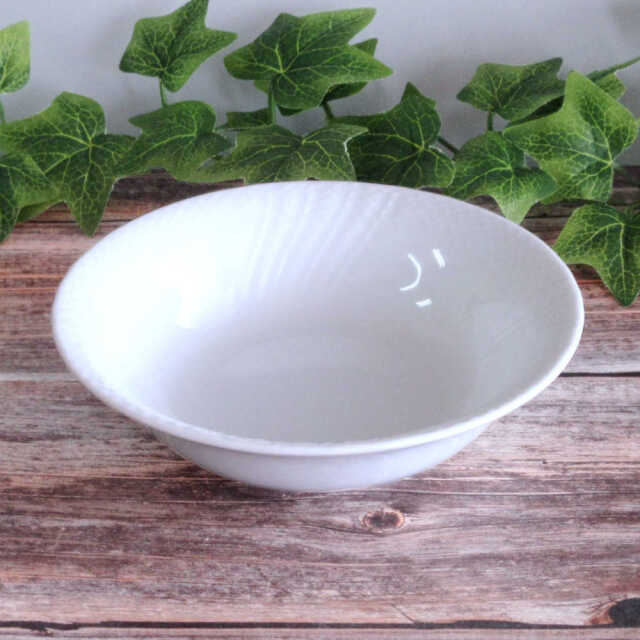 ボウル 食器 おしゃれ シリアルボウル 陶器 16cm フルーツボウル オートミール 洋食器 白い食器 四季彩陶器 美濃焼 業務用 電子レンジ 食洗器対応 リヴァージュ 15300034