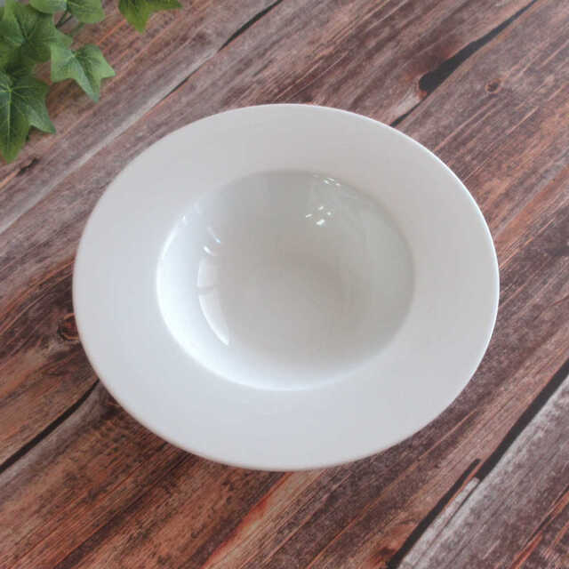 皿 パスタ皿 スープ皿 22cm 白 くぼみ おしゃれ 白い食器 洋食器 四季
