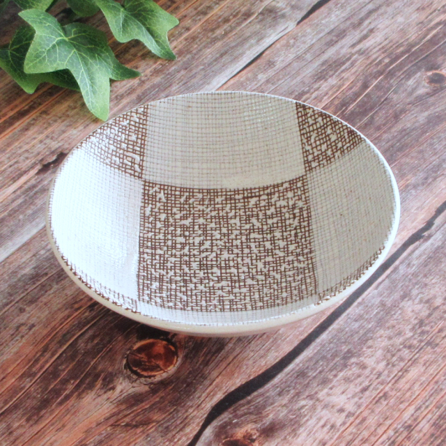 煮物鉢 中鉢 食器 陶器 14cm 浅鉢 和食器 モダン おしゃれ 四季彩陶器 美濃焼 業務用 電子レンジ 食洗器対応 絹格子 18118115