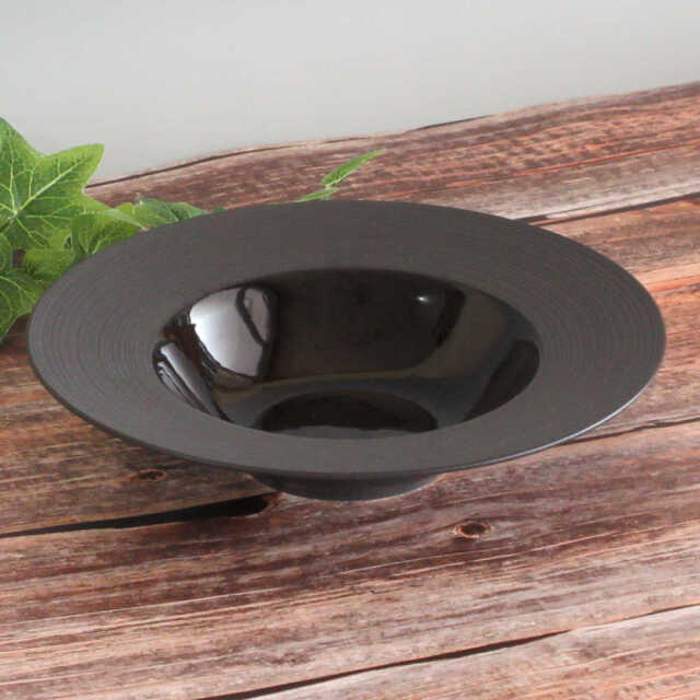 スープ皿 パスタ皿 くぼみ 24cm 黒い食器 四季彩陶器 美濃焼 業務用 ナイトストリーム ディープスープボウル 19630024