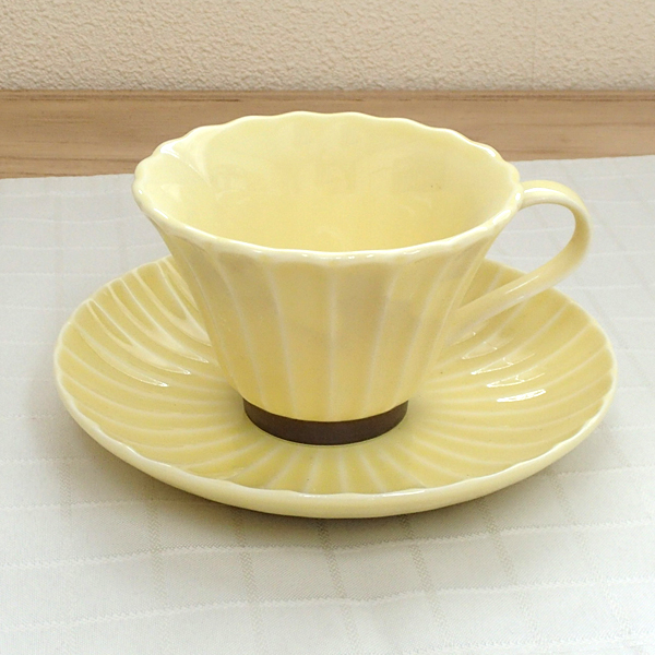 コーヒーカップソーサー かすみ 黄色 和食器 陶器 業務用食器
