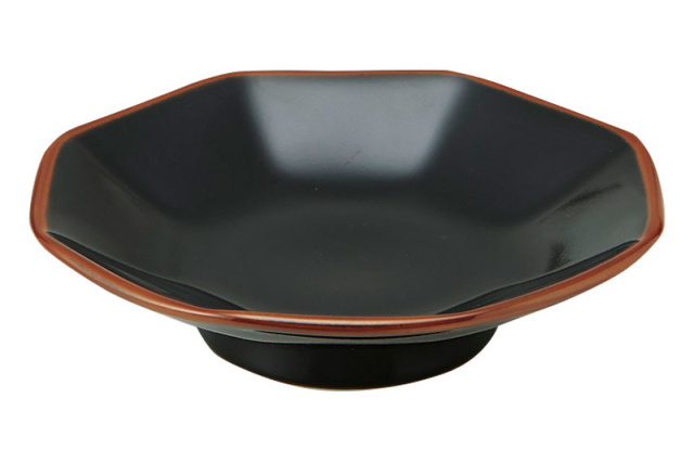 八角皿 黒 正面