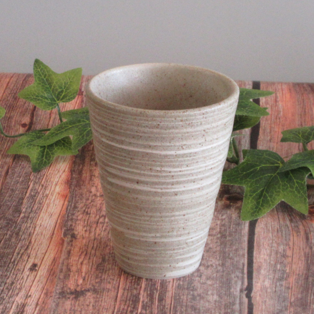 フリーカップ おしゃれ 陶器 300ml アイスコーヒー 焼酎カップ シンプル 白 四季彩陶器 美濃焼 業務用 風の舞 53174075