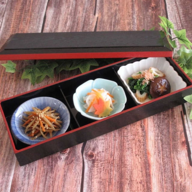豆皿定食 和食器 おしゃれ 松花堂弁当箱 懐石料理 豆皿 小鉢 セット 薬味皿 陶器 四季彩陶器 美濃焼 業務用 風セット 三つ仕切り 54600035