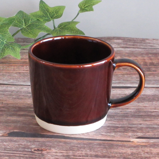 【在庫限り】マグカップ 300ml カカオブラウン コーヒーカップ 塗り分け おしゃれ 日本製 四季彩陶器 美濃焼 業務用