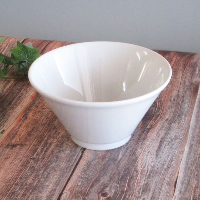 ラーメン丼 どんぶり 18cm 990ml 深ボウル 白 おしゃれ 四季彩陶器 美濃焼 業務用 白中華 切立 11-196-12