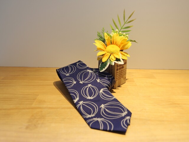 Toro淡路島玉ねぎ柄ネクタイ 瀬戸内いいもの通販サイト