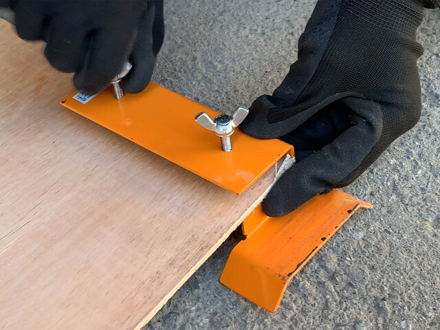 養生板スライダー(ジョイント用）