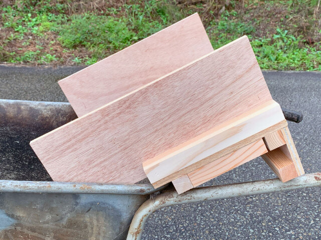 一輪車用合材ガード