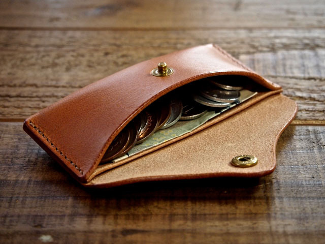 小銭入れ　名刺入れ　革　茶色　スナップボタン　ハンドメイド　手のひらサイズ 小銭入れ 名刺入れ 革 茶色 スナップボタン ハンドメイド 手のひら