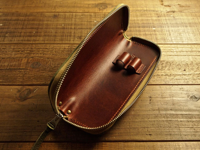 タロンファスナー仕様のスペシャルなレザーペンケース/本革製