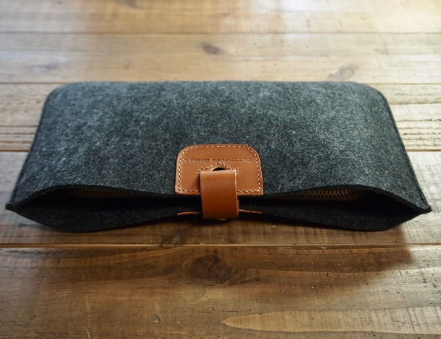 財布をキズから守る保護ケース