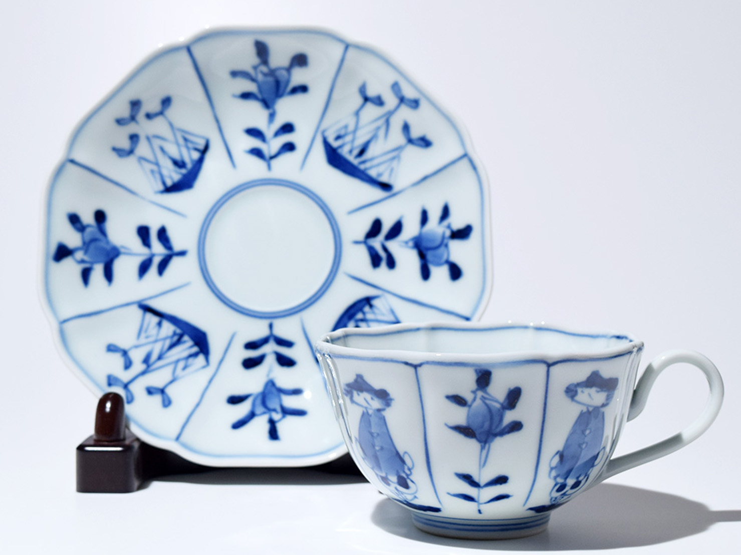 割マント異人木甲紅茶碗皿