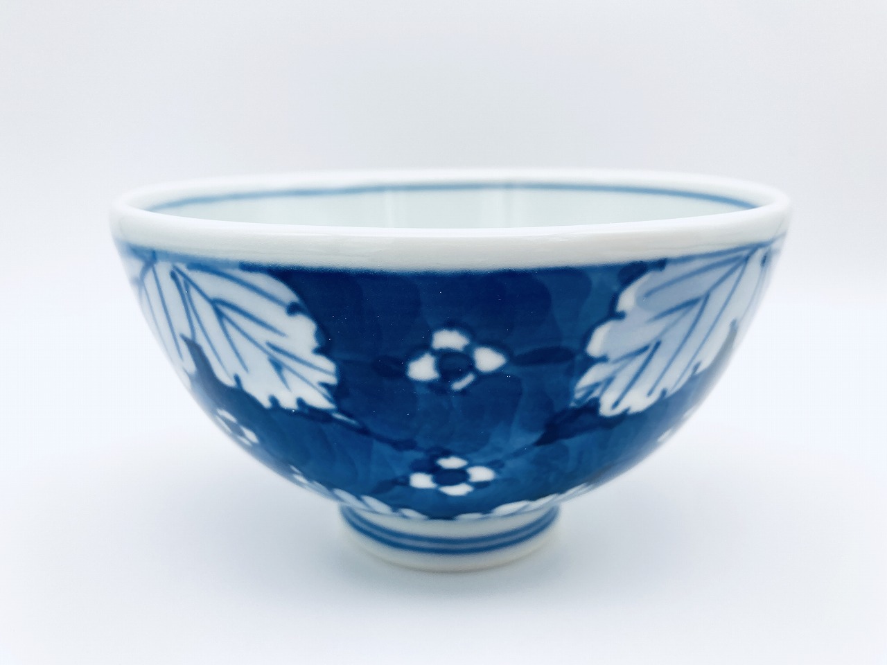 あじさい厚渕3.5飯碗 しん窯 青花 限定商品