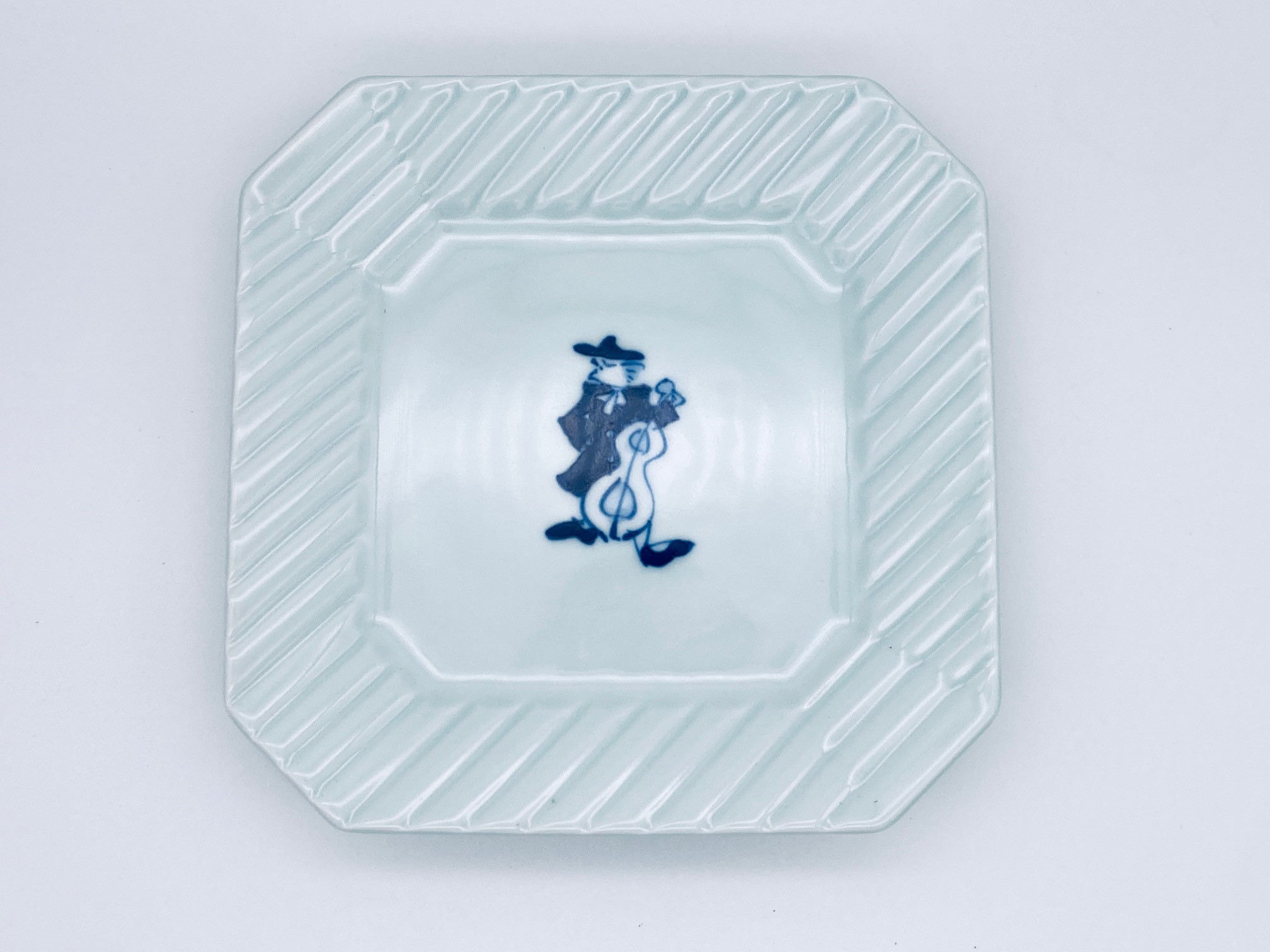 moハーモニー チェロストライプ隅切り皿 しん窯 青花