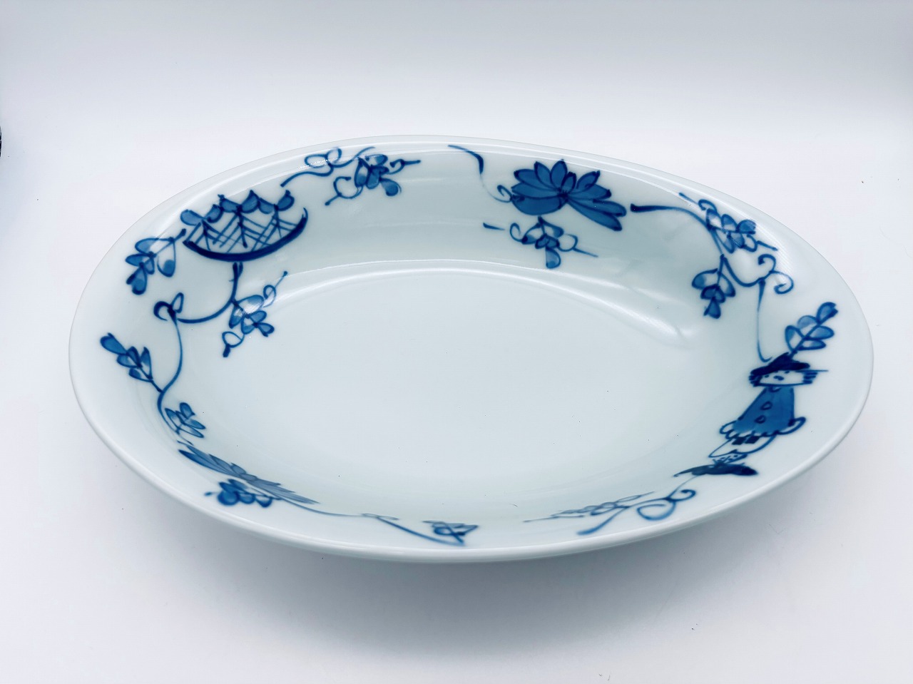 唐草異人たまご型カレー皿