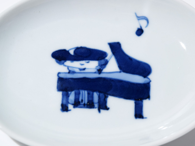 南蛮人音小判小皿 ピアノ しん窯青花