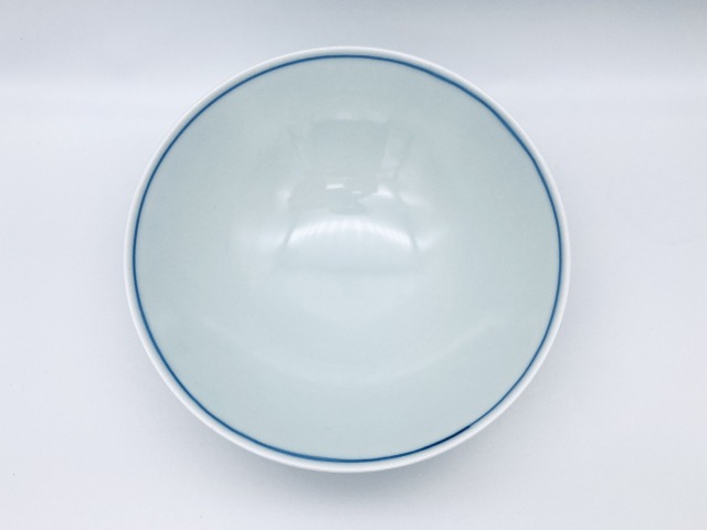 割牡丹と三人異人4.3浅飯碗 しん窯 青花 限定商品