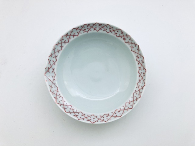 赤地紋片口取鉢&nbsp;&nbsp;青花匠限定商品