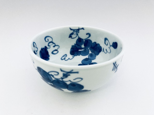 moぶどう玉渕４.５寸丼 しん窯 青花