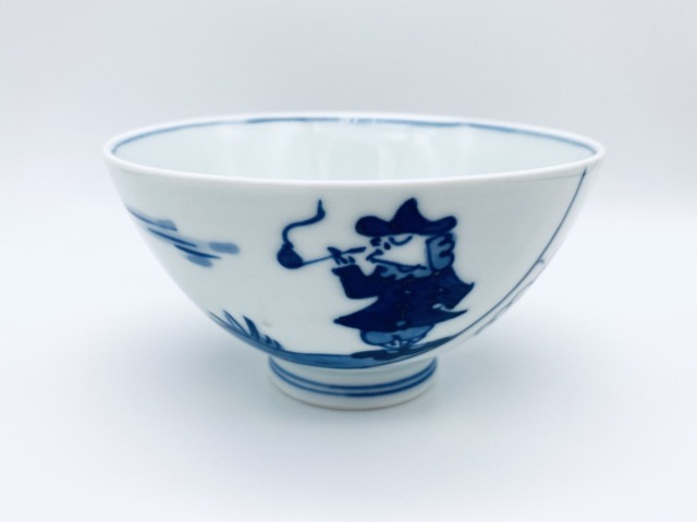 牡丹唐草にパイプ異人標準飯碗 しん窯 青花 限定商品